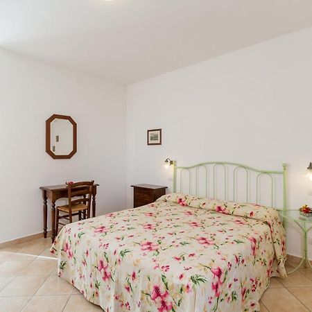 Agriturismo Valle Martina Сатурния Екстериор снимка