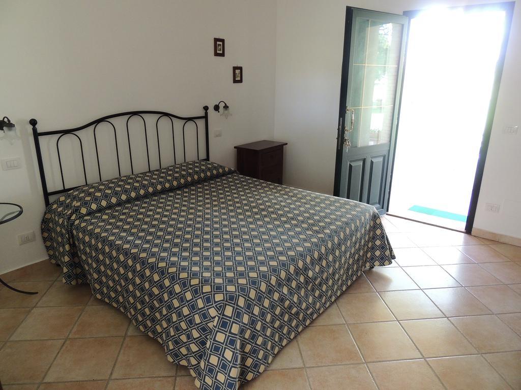 Agriturismo Valle Martina Сатурния Стая снимка
